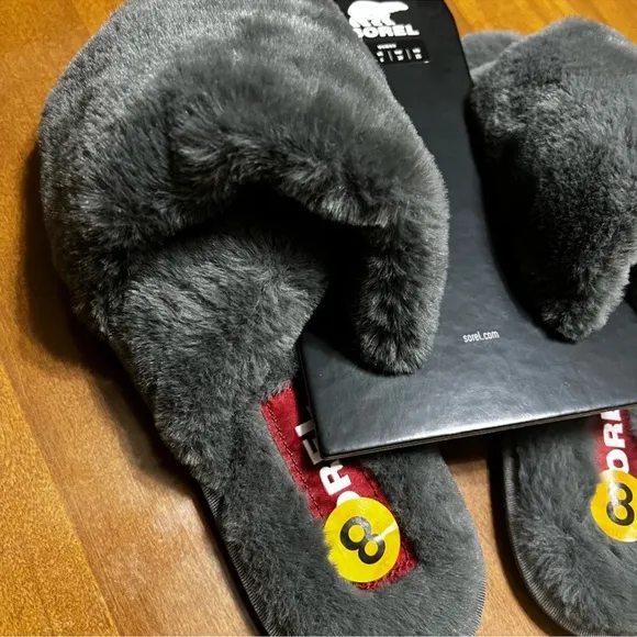 Sorel house slippers - can be worn indoor or outdoorSize 8