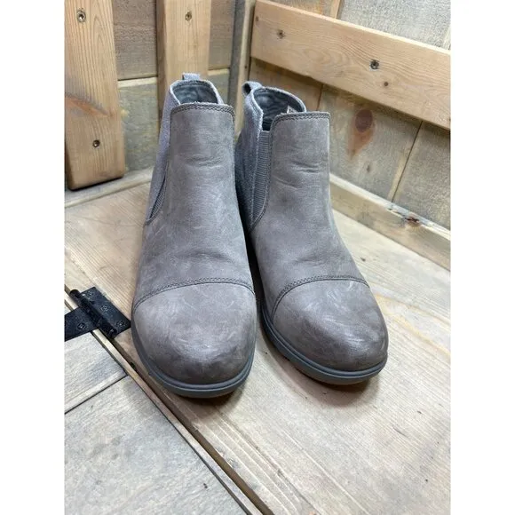 Sorel Joan Of Arctic Boots Womens US7 Gray Distressed Chelsea Suede Waterproof