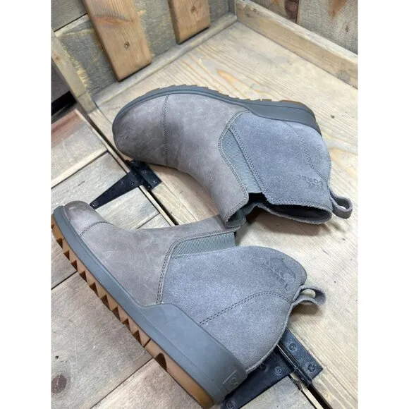 Sorel Joan Of Arctic Boots Womens US7 Gray Distressed Chelsea Suede Waterproof