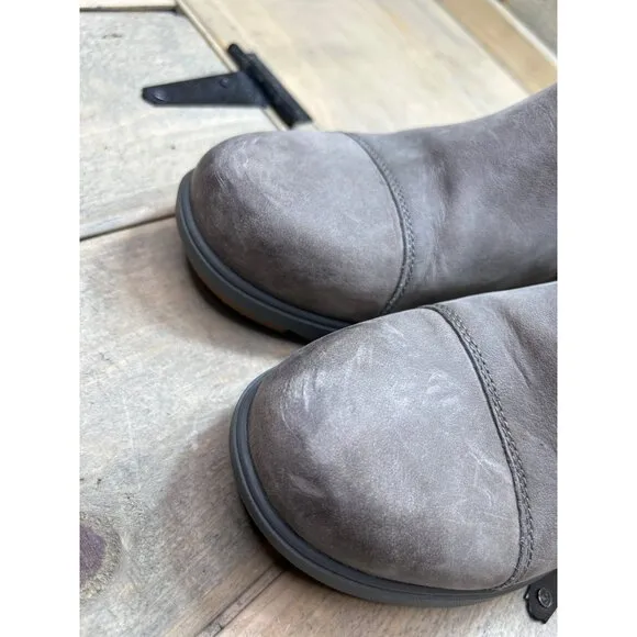 Sorel Joan Of Arctic Boots Womens US7 Gray Distressed Chelsea Suede Waterproof