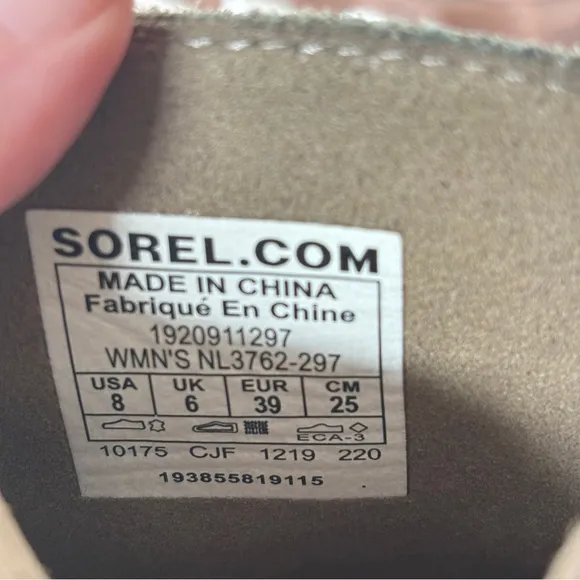 Sorel Joan Of Arctic‎ Wedge II Buckle Bootie Beige Size 8