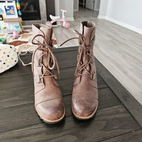 Sorel Joan of Arctic Wedge Mid Boots