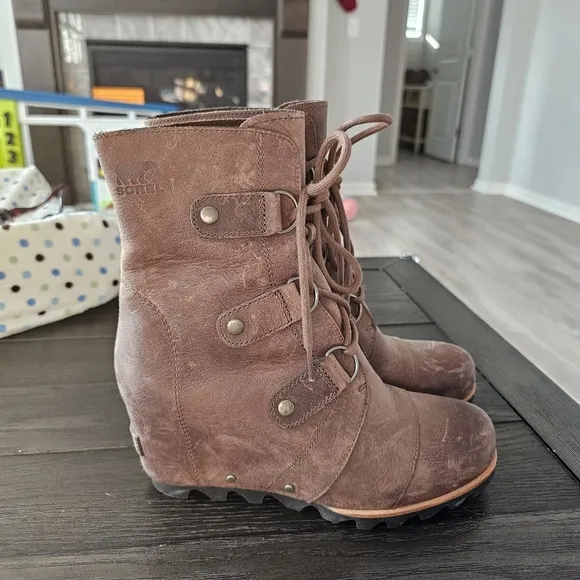 Sorel Joan of Arctic Wedge Mid Boots