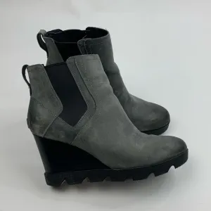 SOREL Joan Uptown Chelsea Leather Waterproof Wedge Boots Size 8.5 Gray Black