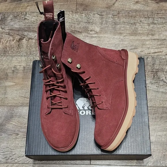 Sorel lace Waterproof boots women's 7