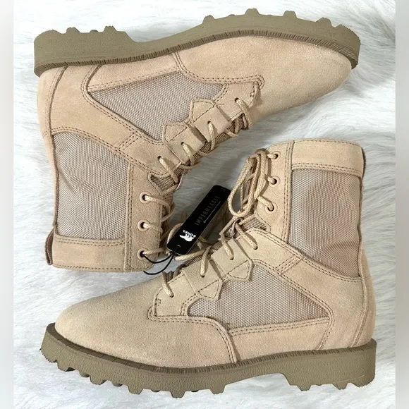SOREL Ladies Caribou Boots Waterproof Tan Size 8 NEW