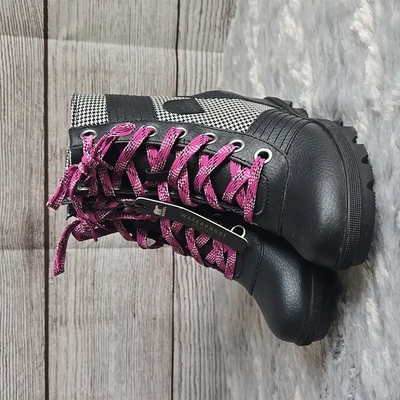 Sorel Lexie Wedgie Black/White Waterproof Boots, Little Girls Size 1, NWT