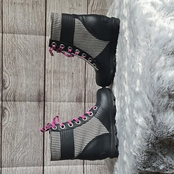 Sorel Lexie Wedgie Black/White Waterproof Boots, Little Girls Size 1, NWT