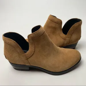 Sorel Lolla Cut Out Ankle Boots Camel Brown Elk 7 waterproof suede