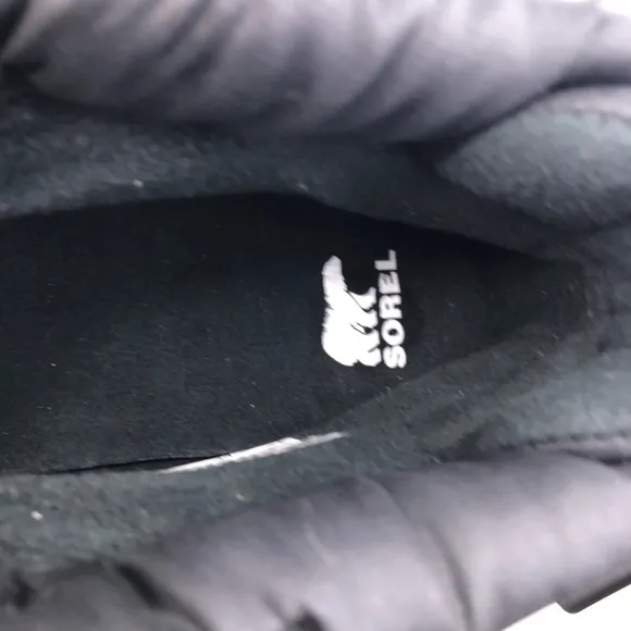 Sorel Out N About Puffy Zip Winter Boots 8