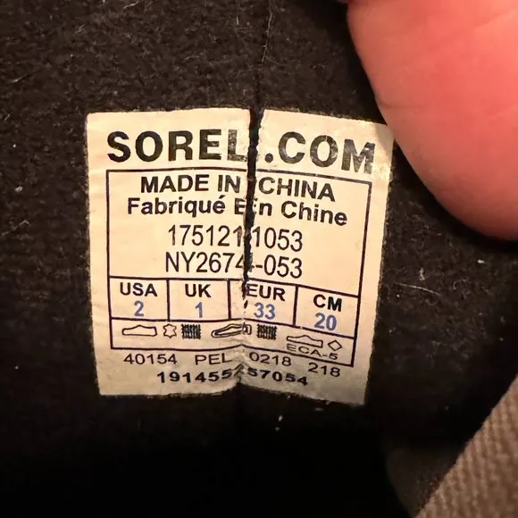 Sorel size 2 waterproof ankle boot NY2674-053