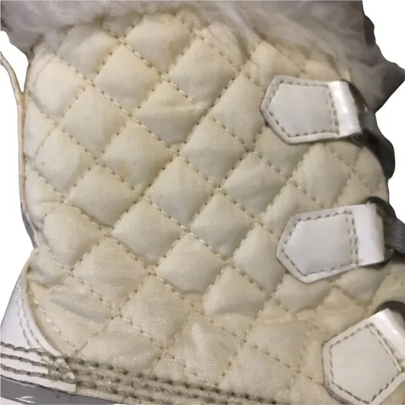 Sorel Torino White Gray Fur quilted Winter Boots size 6 waterproof