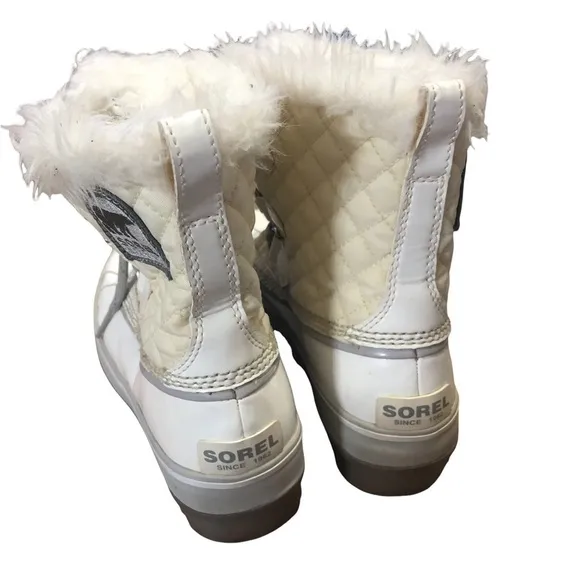 Sorel Torino White Gray Fur quilted Winter Boots size 6 waterproof