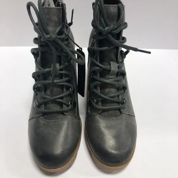 Sorel Women’ Joan Uptown Wedge Waterproof Chelsea Boots, Size 7M