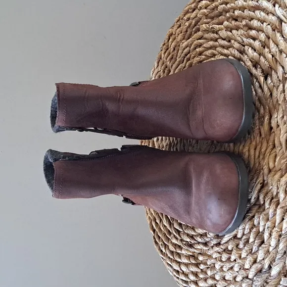 Sorel Womens Lolla Chestnut/ Rusty Red Nubuck Leather Ankle Waterproof Boots S-8