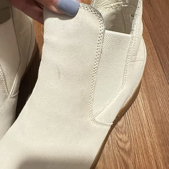 Sorel Women's Size 10 Out N About Slip On Chalk White Suede Wedge Booties Shoes