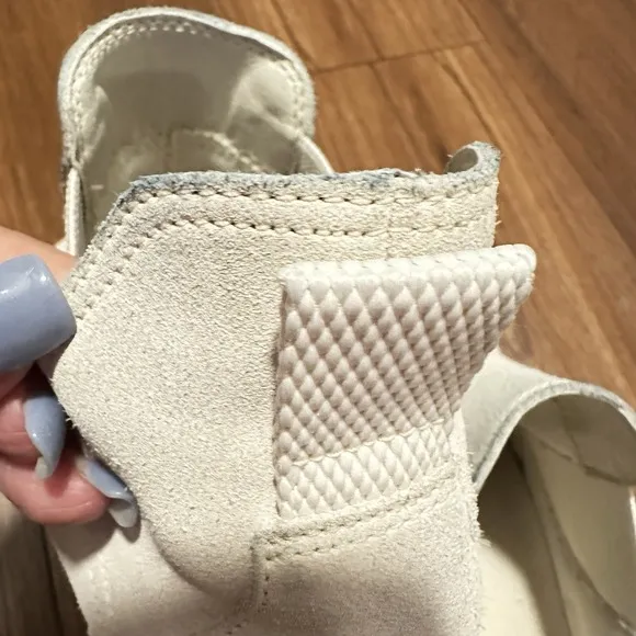 Sorel Women's Size 10 Out N About Slip On Chalk White Suede Wedge Booties Shoes