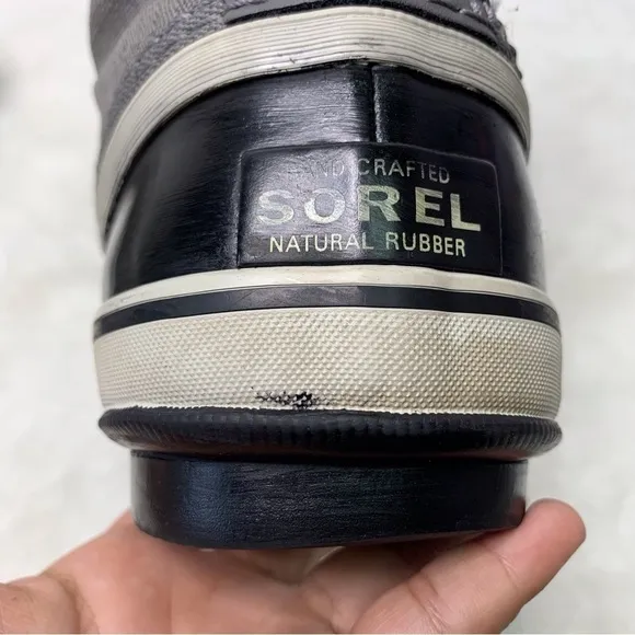 Sorel Women's Winter Carnival Boots Grey/Black Waterproof Size 8