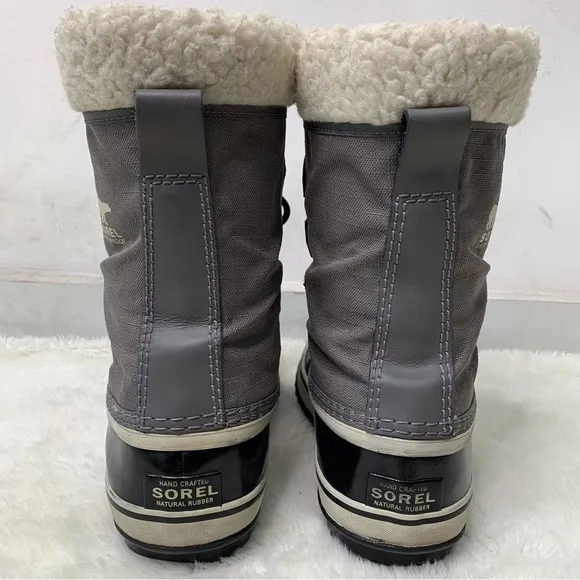 Sorel Women's Winter Carnival Boots Grey/Black Waterproof Size 8