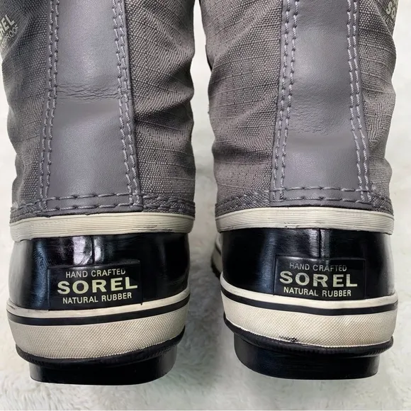 Sorel Women's Winter Carnival Boots Grey/Black Waterproof Size 8