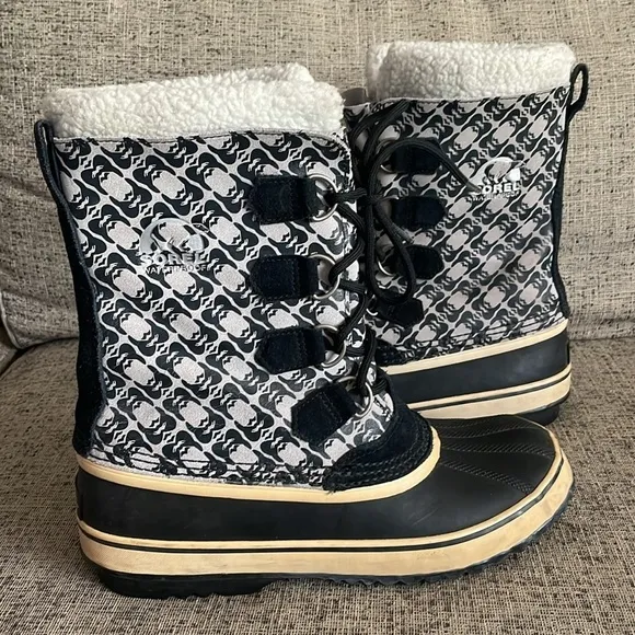 Sorel Women's Winter  PAC T Waterproof Boots Size 11