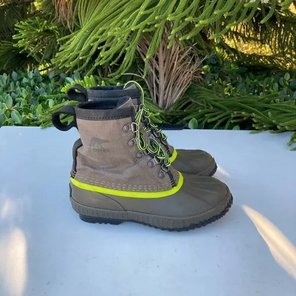 Sorel Cheyanne Waterproof Duck Boots Boys Size: 3