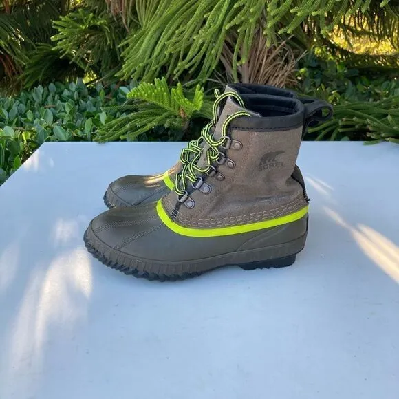 Sorel Cheyanne Waterproof Duck Boots Boys Size: 3