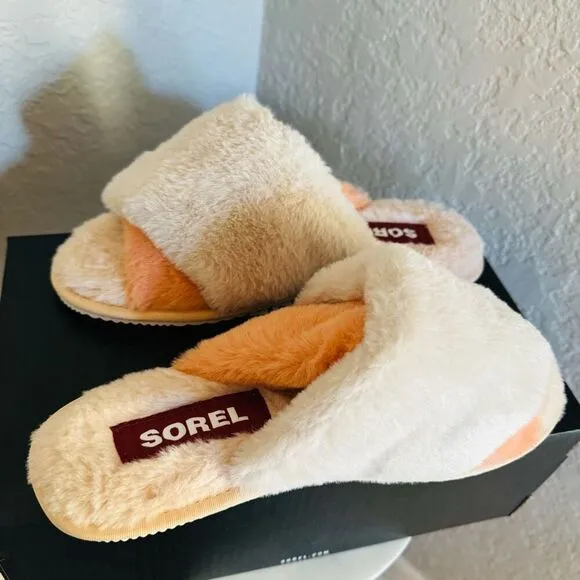 Sorel Go Mail Run Faux Fur Cotton Slippers, Cozy House Shoes , Cream, Size 9, NW