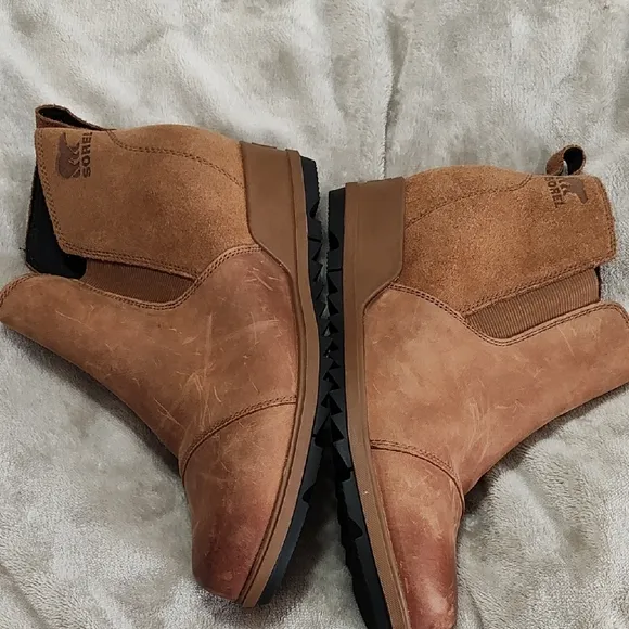 Sorels Evie II Chelsea Bootie for Women Brown Leather Ankle Boots size 10.5