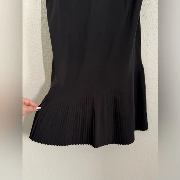 SPANX Yes Pleats Skort Active Pleated Dress with Shorts in Black Size Medium