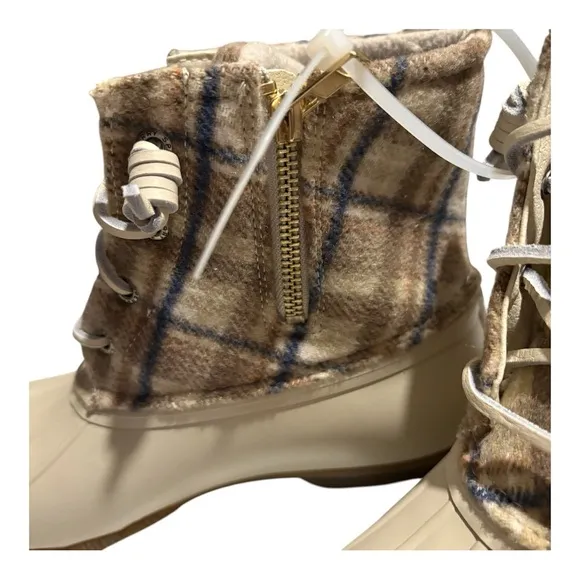 Sperry Saltwater waterproof plaid‎ boots