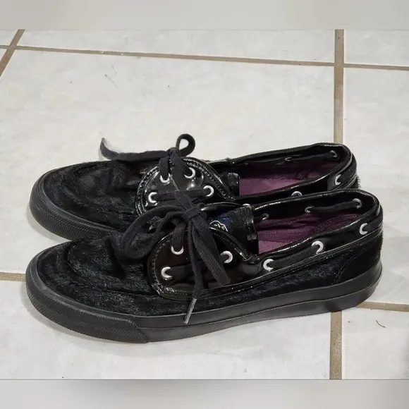 Sperry Top Sider black fur and patent leather deck shoes sneakers size 7