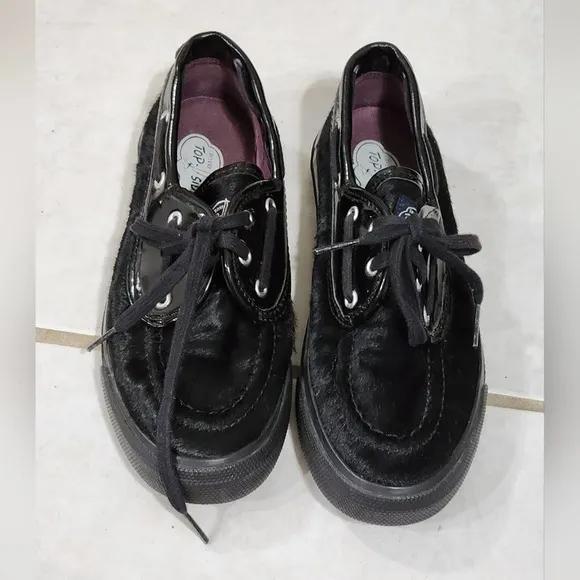 Sperry Top Sider black fur and patent leather deck shoes sneakers size 7