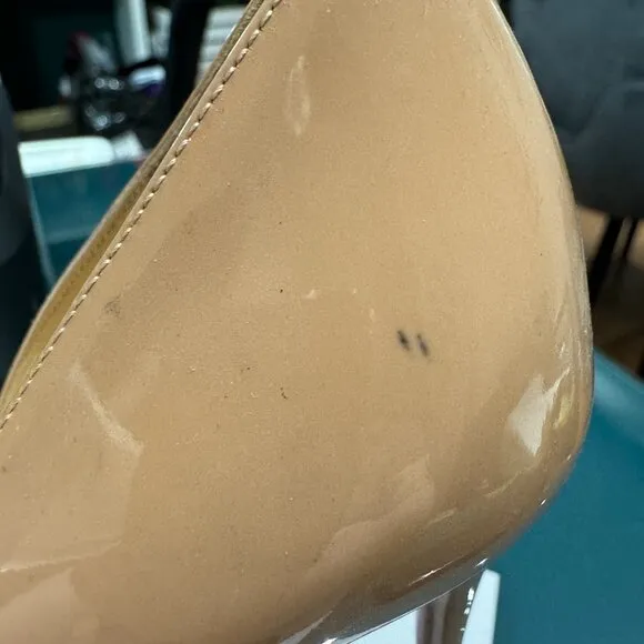 🌷❤️‍🔥SPRING SALE 🔥 FINAL PRICE🌷Christian Louboutin Fifi 100 Patent Pump 38.5