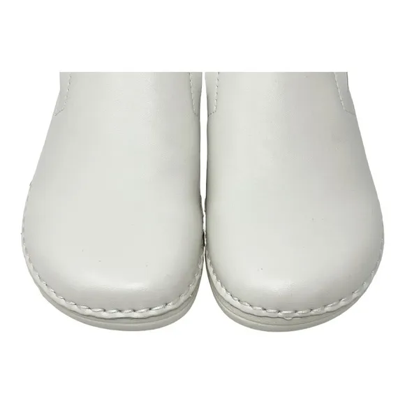 Spring Step Professional MANILA Women’s Off White Slip Resistant Work Shoes 5.5M