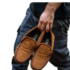 Staheekum Men's Moccasin Slippers Suede Upper Flannel Lining size 8 NWOB