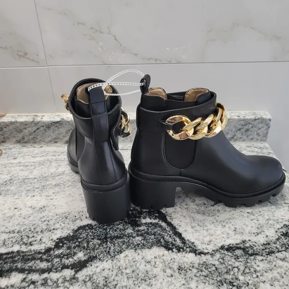 Steve Madden Amulet-C chain detail mid heel boots in black