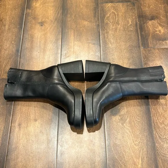 Steve Madden Fantsie Boots New