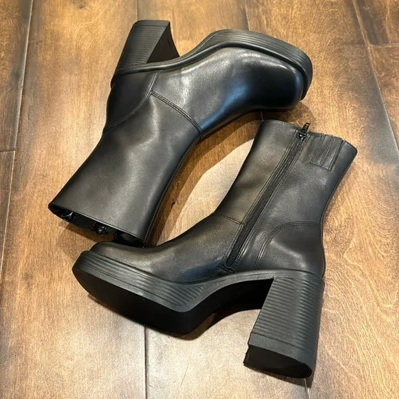 Steve Madden Fantsie Boots New