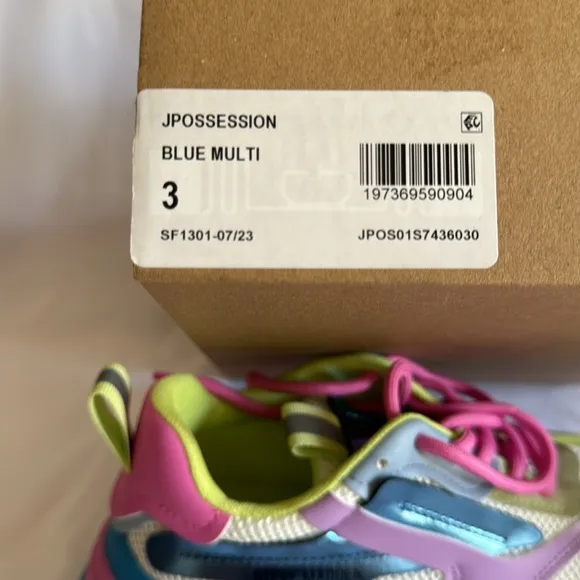 Steve Madden Girls JPossession Blue Multi Elevated Sneakers Shoes Youth  1, 3