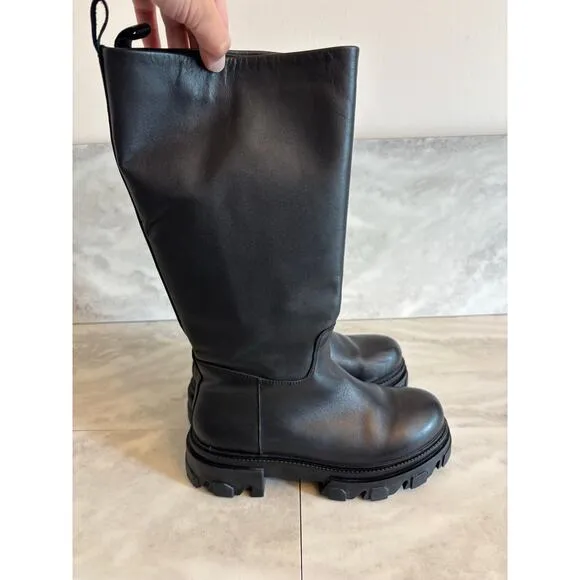 Steve Madden Priority Black Leather Chunky Sole Pull On Boots Size 8.5 Round Toe