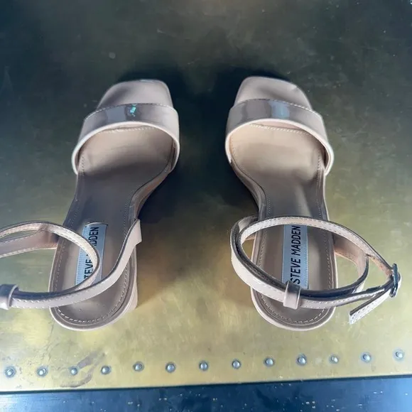 Steve Madden Women Wedge Sandal Shapely Square Toe Strappy Patent Brown Nude 8.5
