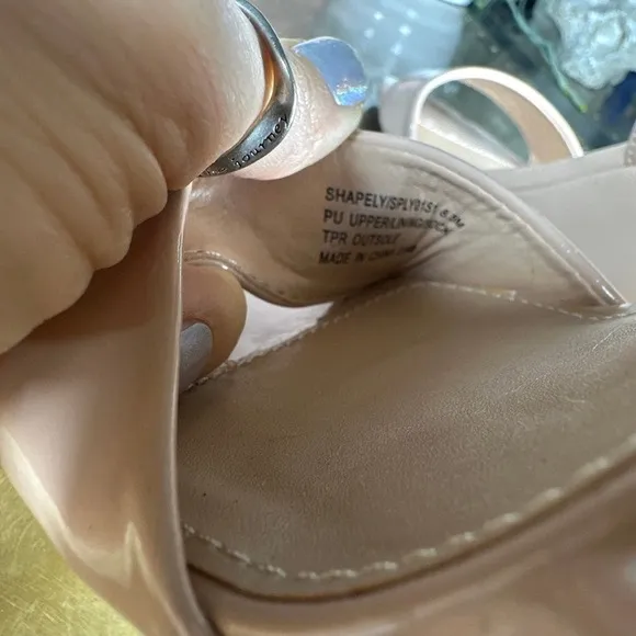 Steve Madden Women Wedge Sandal Shapely Square Toe Strappy Patent Brown Nude 8.5