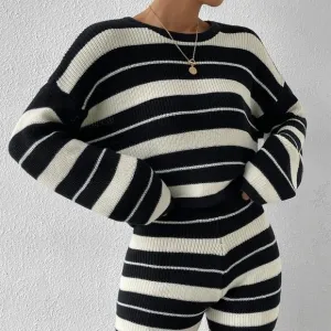 Striped Pattern Drop Shoulder Sweater &amp; Knit Shorts Black