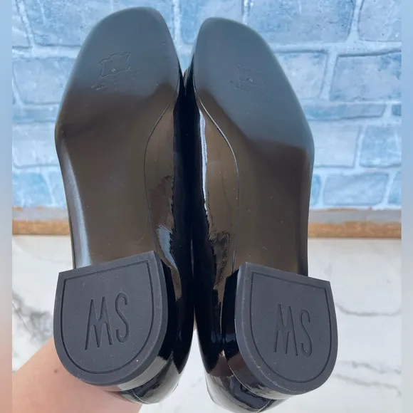 Stuart Weitzman buckled patent leather shoes size 8