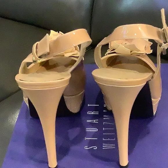 Stuart Weitzman Camel Kinbow Size 9 Platform Heels