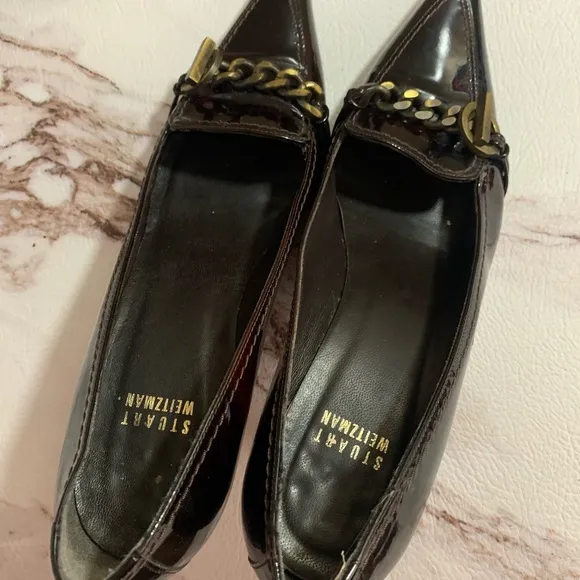 STUART WEITZMAN Cognac Brown Patent Leather Pump