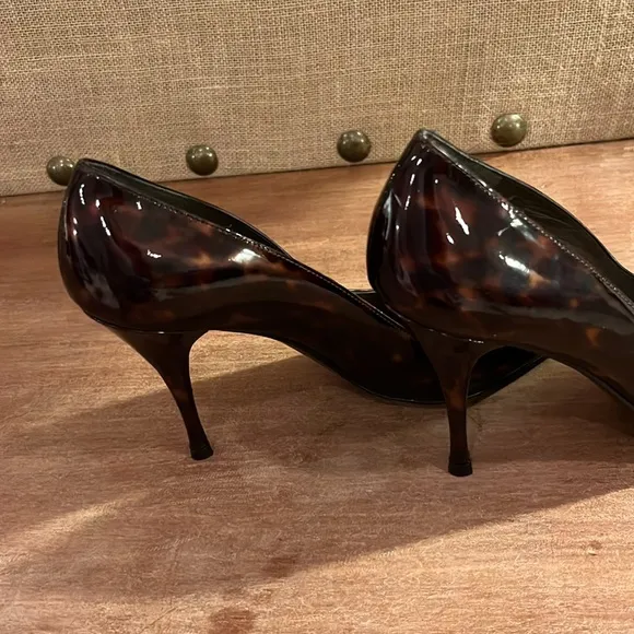 Stuart Weitzman designer Heels tortoiseshell power pumps heels