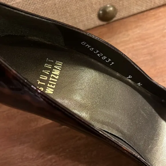 Stuart Weitzman designer Heels tortoiseshell power pumps heels