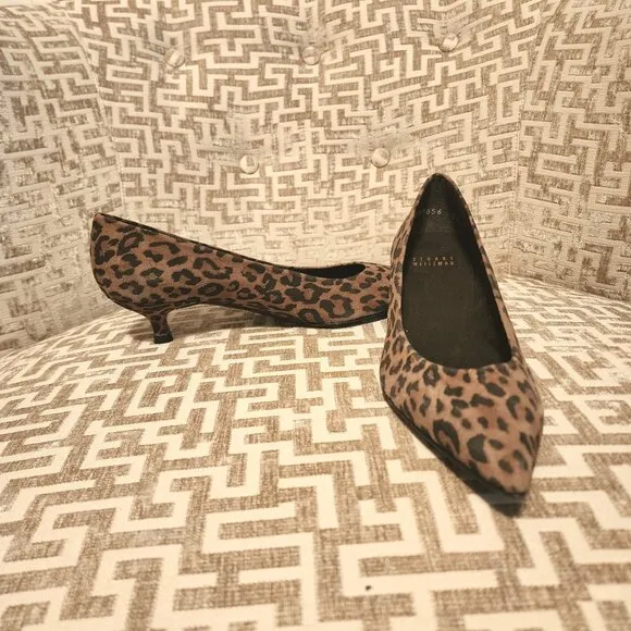 Stuart Weitzman Leopard Print Minimalist Classic Quiet Kitten Heel |Sz. 5.5M